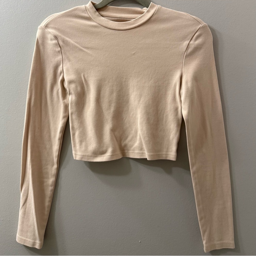 SHEIN Beige Long Sleeve Crop Top